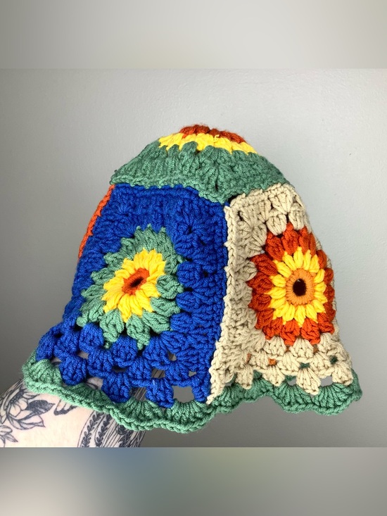 Accessories - < Handmade Granny Square Crochet Knit Bucket Hat >